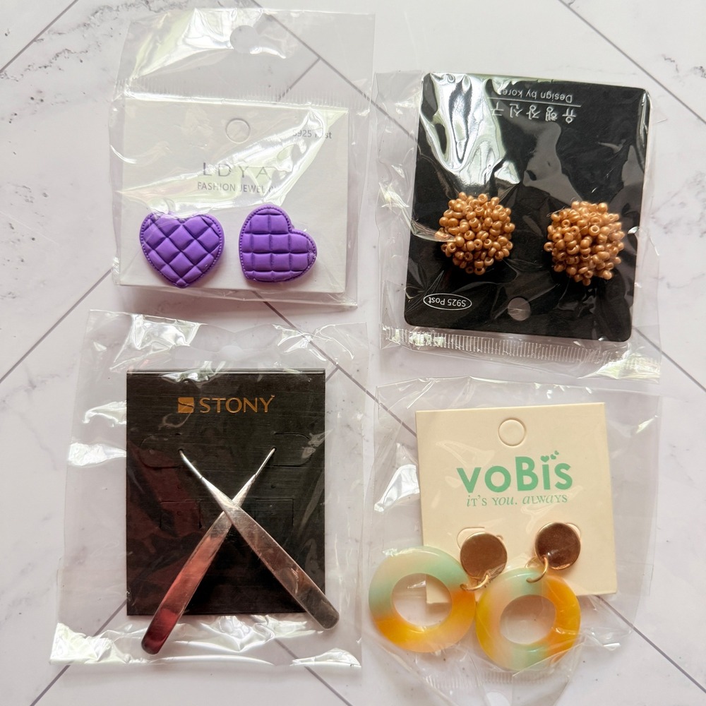 Mixed Fashion Earring Lot 4 Pairs Heart Studs Resin Hoops Silver Bars Gold Beads